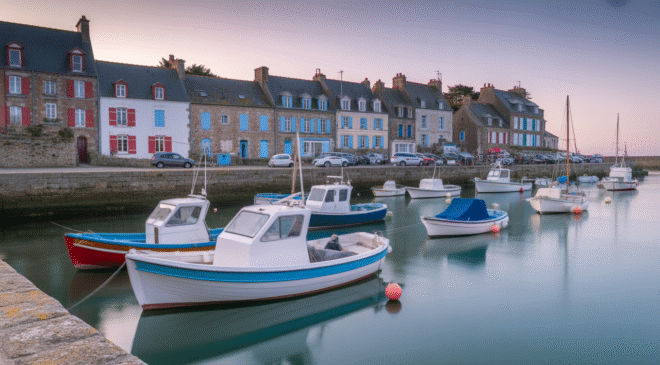 découvrez quelle ville choisir entre audierne et douarnenez pour votre hébergement idéal lors de l’exploration du cap sizun : conseils, atouts et points d’intérêt pour un séjour réussi en bretagne.